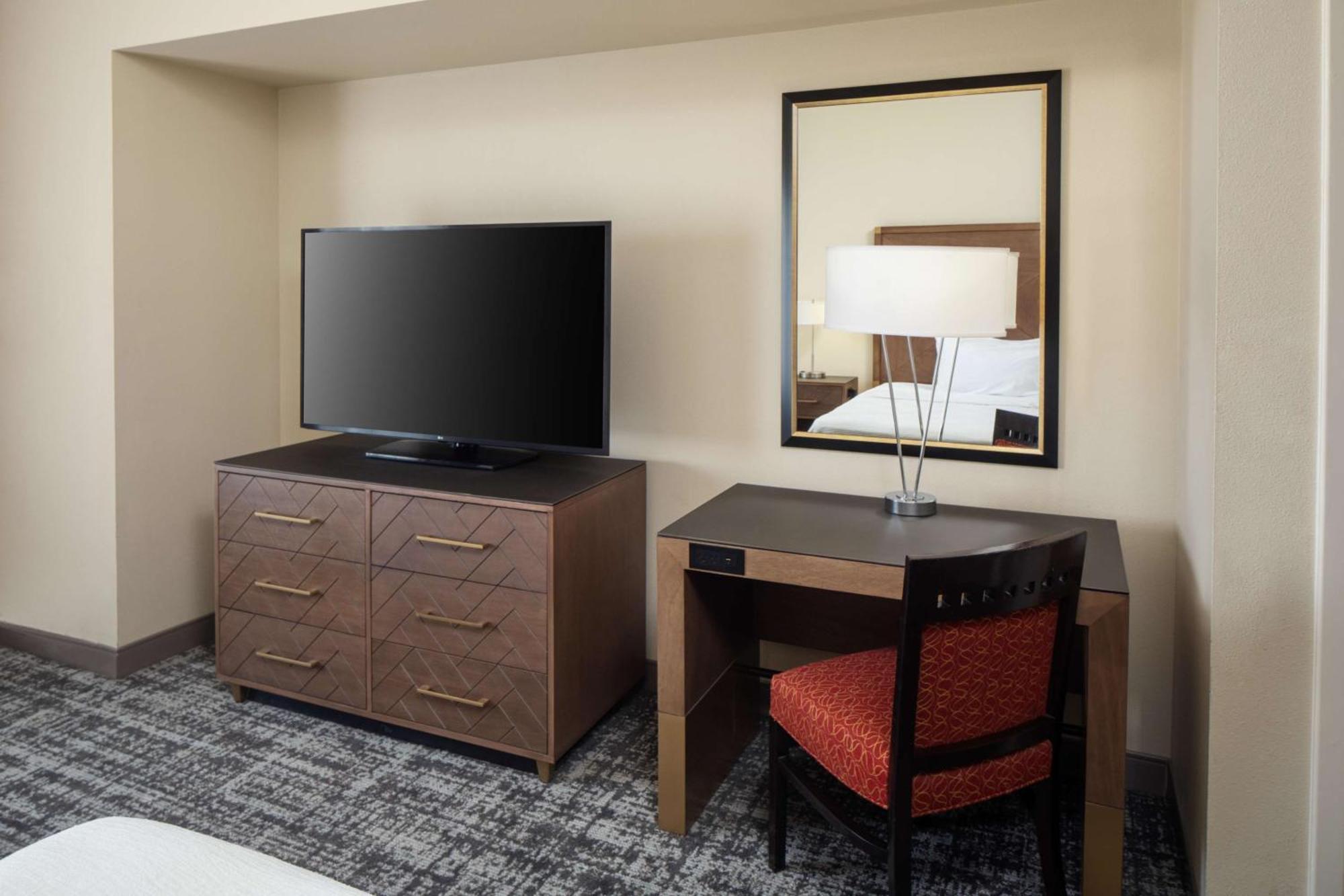 Embassy Suites By Hilton Laredo Ngoại thất bức ảnh