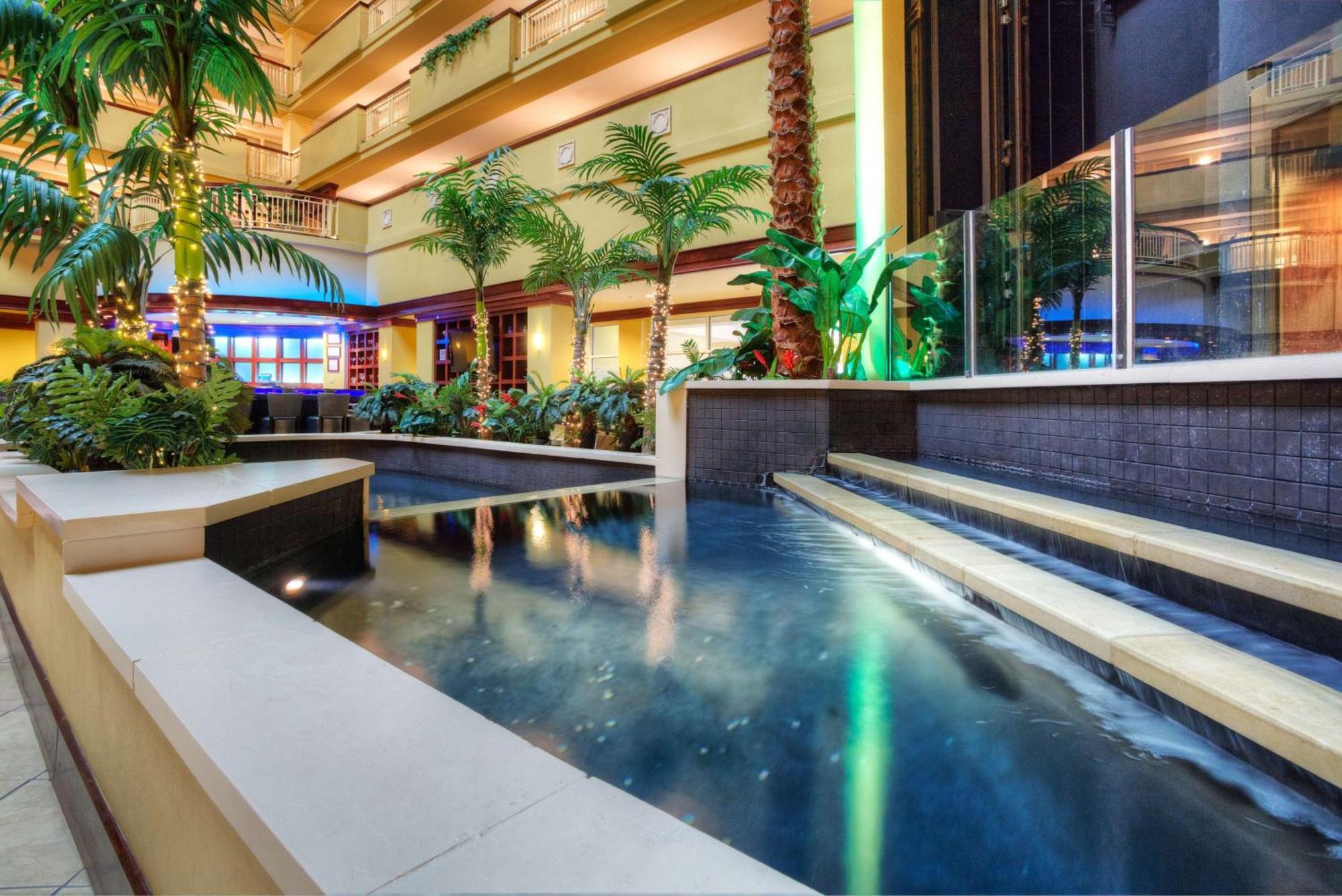 Embassy Suites By Hilton Laredo Ngoại thất bức ảnh