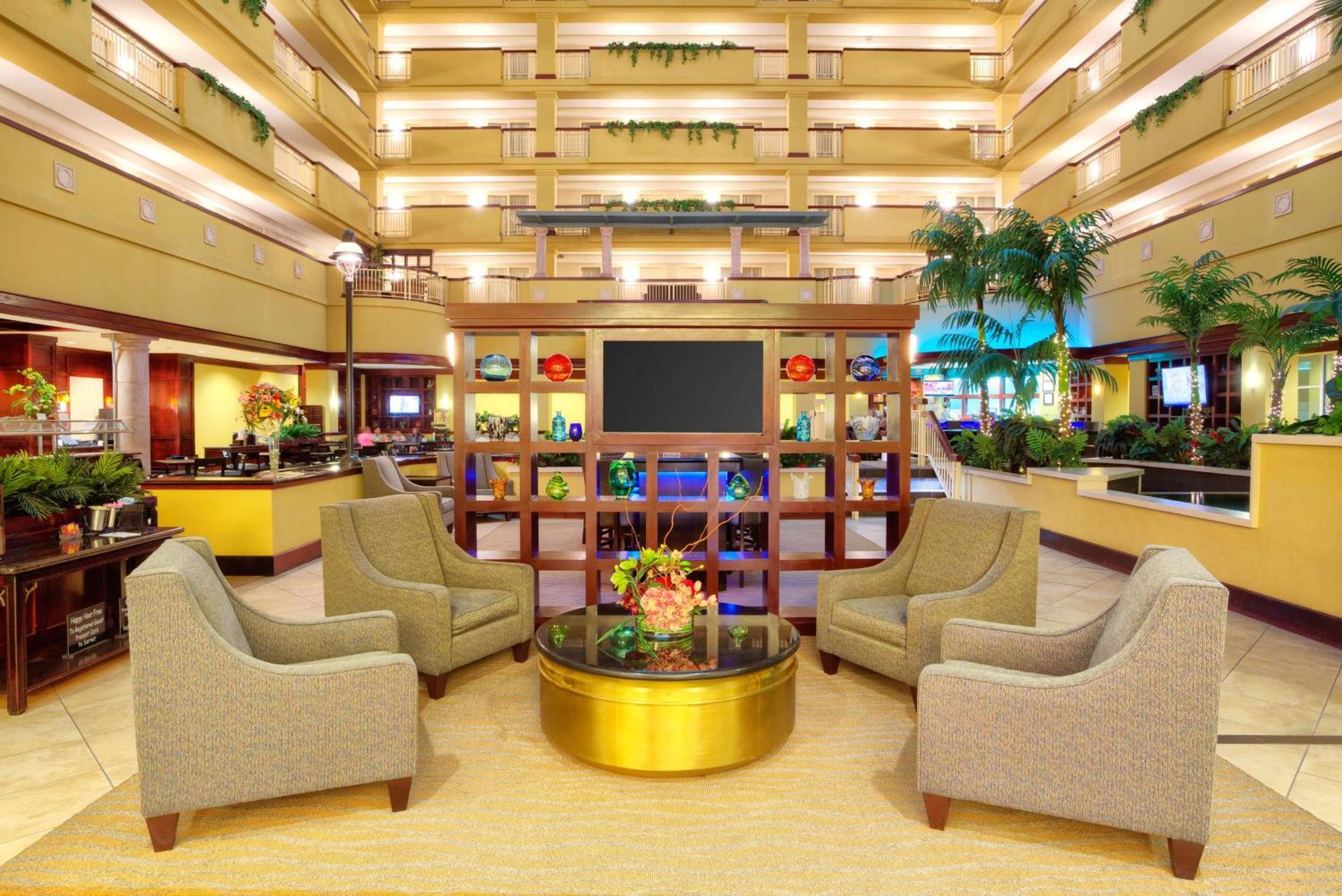 Embassy Suites By Hilton Laredo Ngoại thất bức ảnh